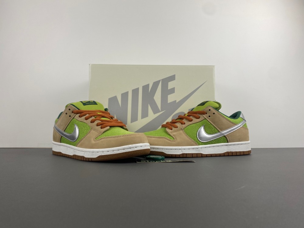 Nike SB Dunk Low “Escargot”FQ7585-200