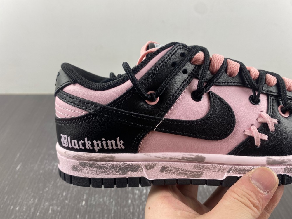 Nike SB Dunk Low CW1590-100