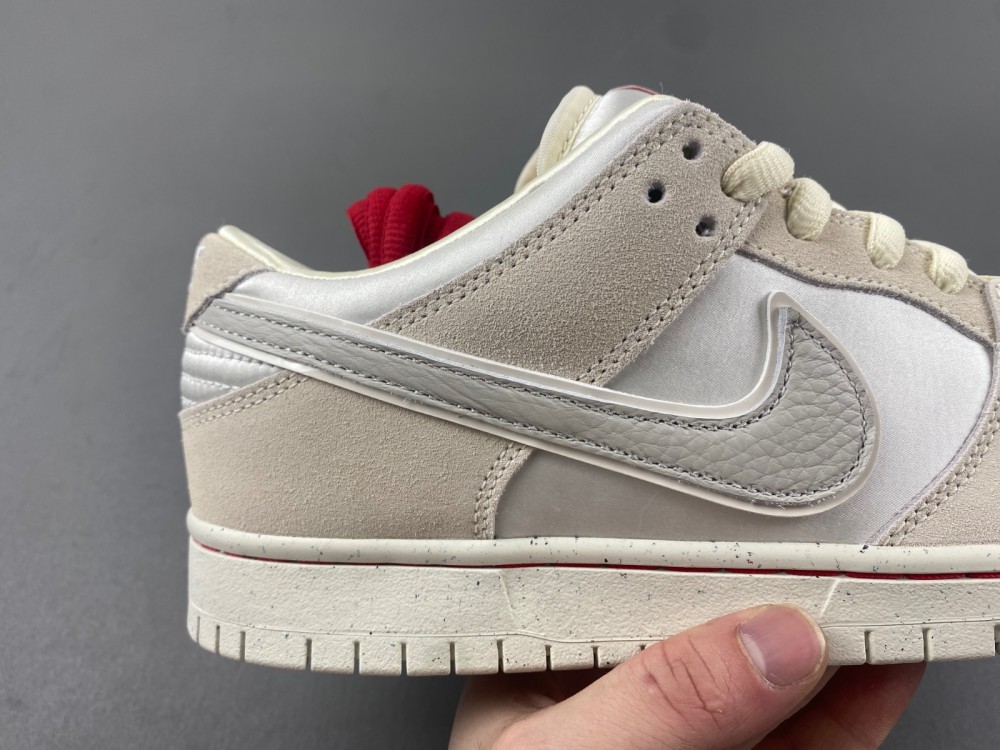 Nike SB Dunk Low Premium “Valentine’s Day  FZ5654-100