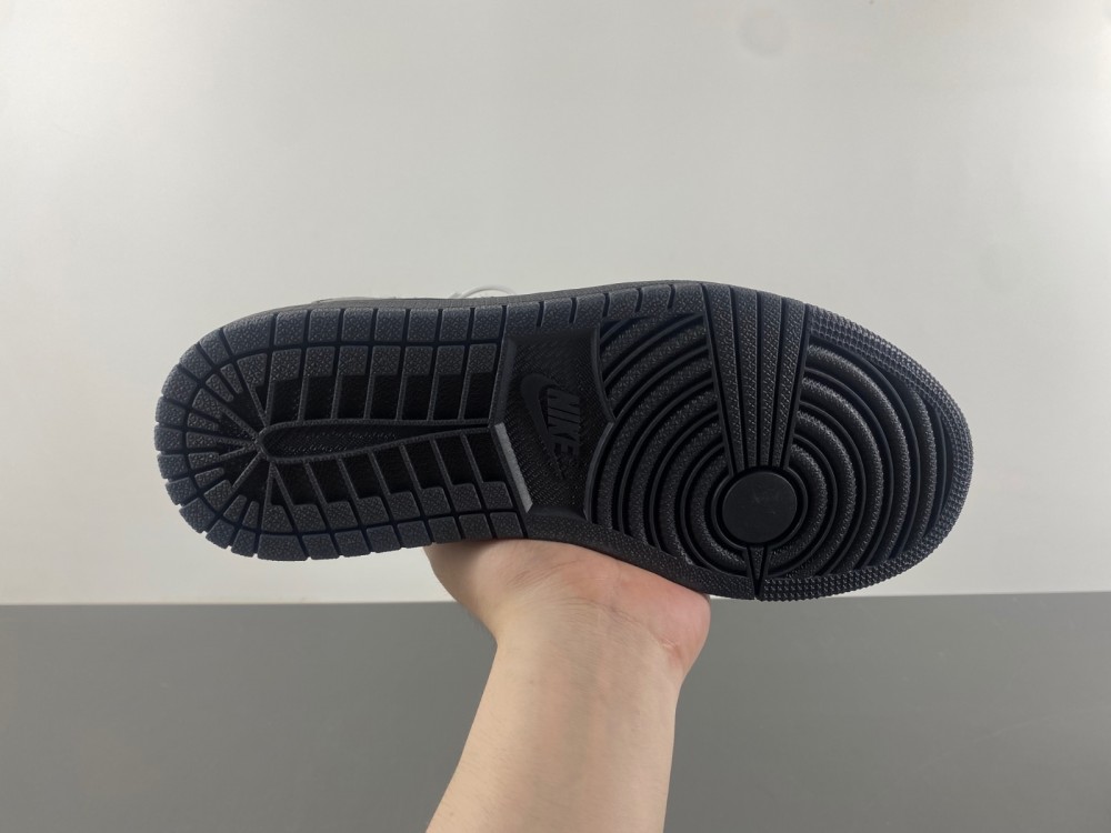 Travis Scott x Air Jordan 1  Low DM7866-202