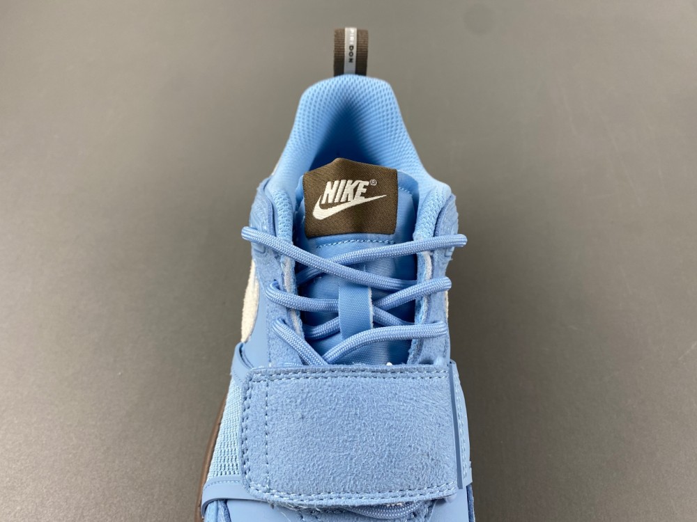 Nike Travis Scott HQ3072-400
