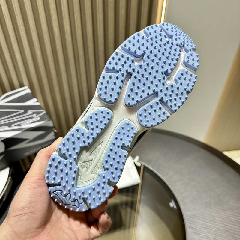 OFF-WHITE BE RIGHT BACK