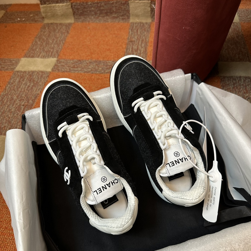 Chanel Sneaker