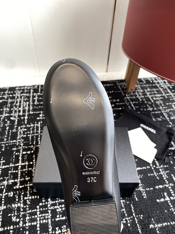 Chanel  Leather CC Logo Loafers