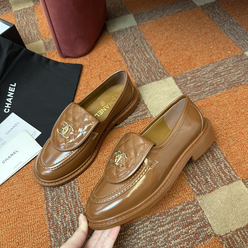 Chanel Leather CC Logo Loafers