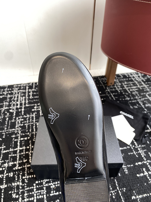 Chanel  Leather CC Logo Loafers