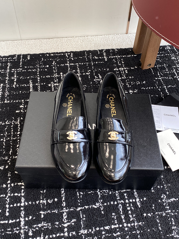 Chanel  Leather CC Logo Loafers