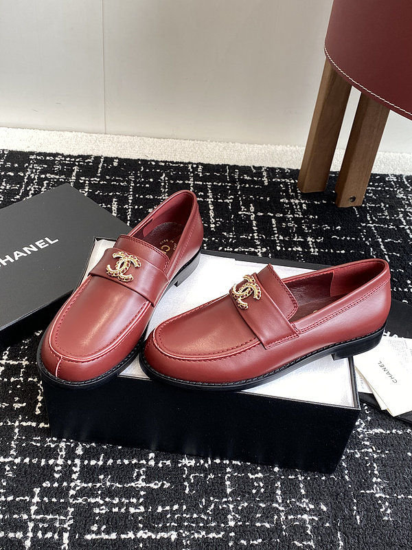 Chanel Leather CC Logo Loafers
