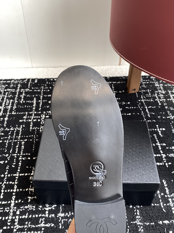 Chanel Leather CC Logo Loafers