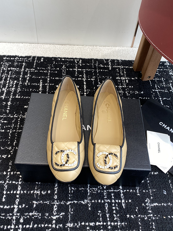 Chanel  Leather CC Logo Loafers