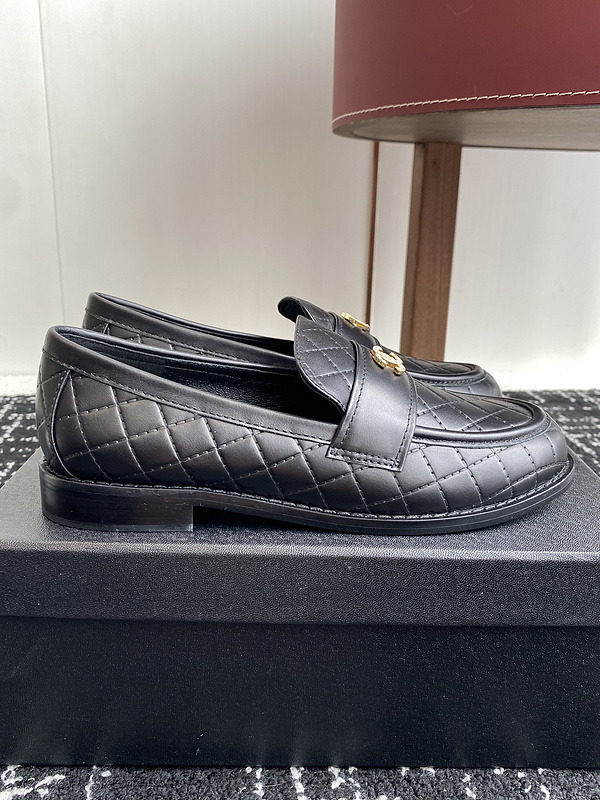 Chanel Leather CC Logo Loafers