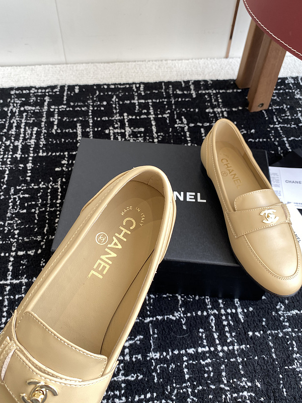 Chanel Leather CC Logo Loafers