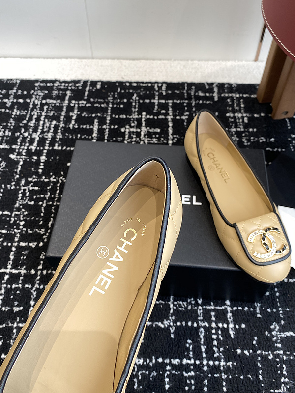 Chanel  Leather CC Logo Loafers