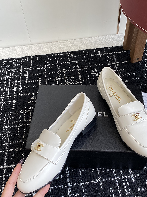 Chanel Leather CC Logo Loafers