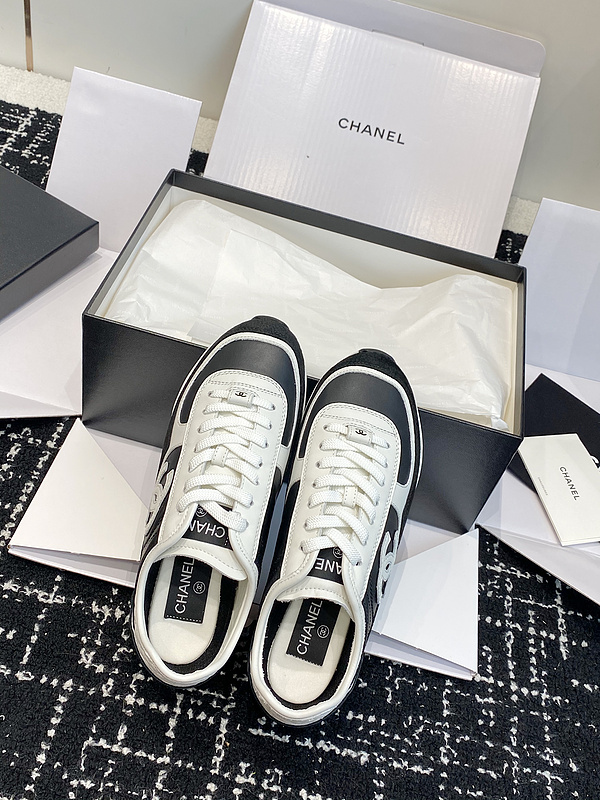 Chanel Sneaker
