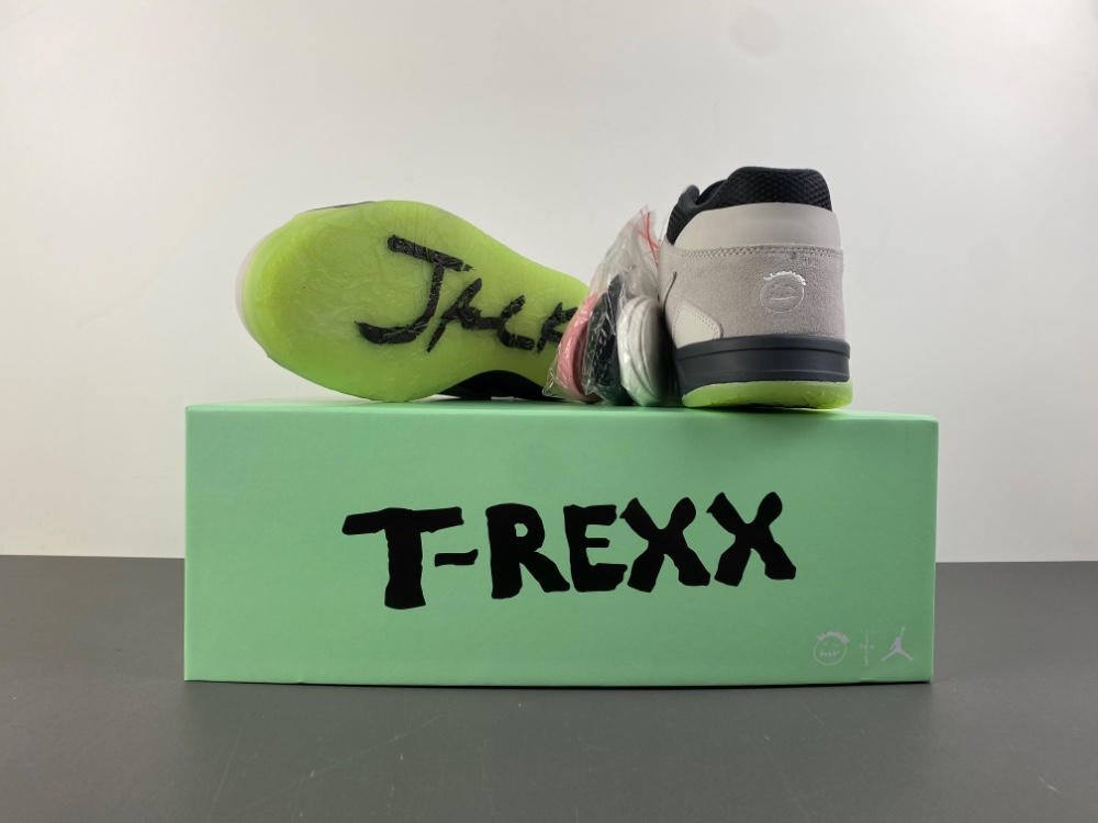 Chase B x Travis Scott x Jordan Jumpman Jack TR IH7971-001