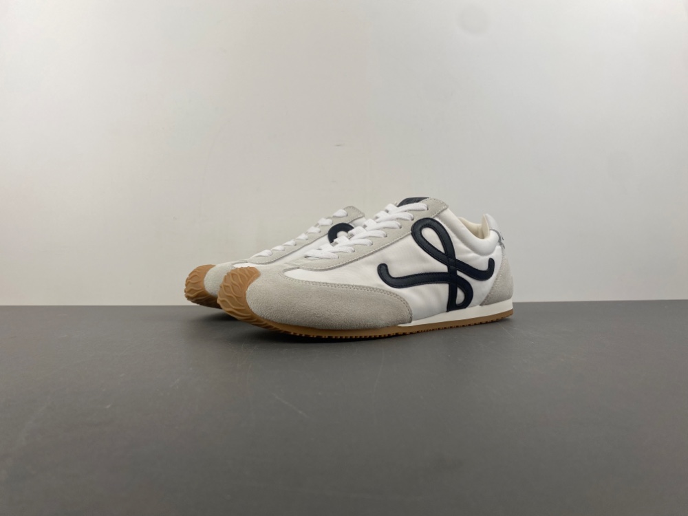 Loewe Ballet Runner