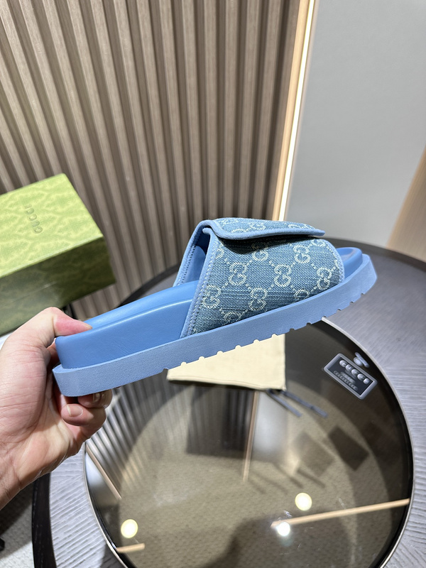 GUCCI  SLIDE