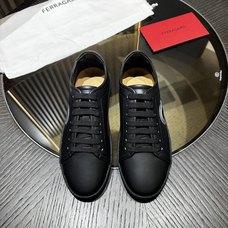 Ferragamo Gancini Sneakers