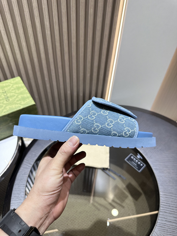 GUCCI  SLIDE
