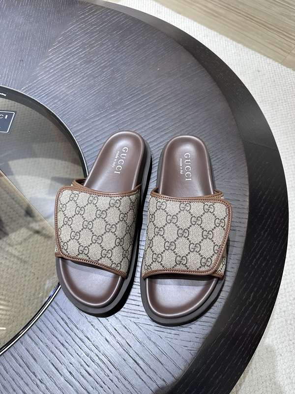 GUCCI SLIDE