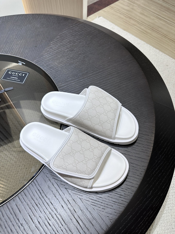 GUCCI SLIDE