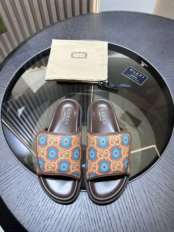GUCCI  SLIDE
