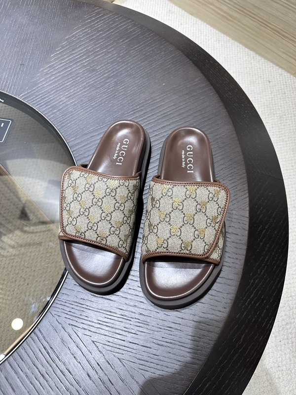 GUCCI  SLIDE