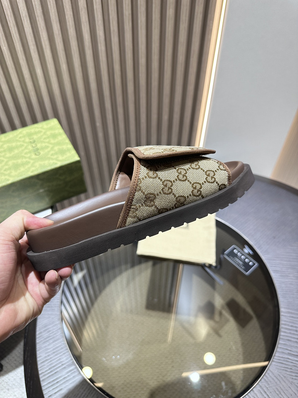 GUCCI SLIDE
