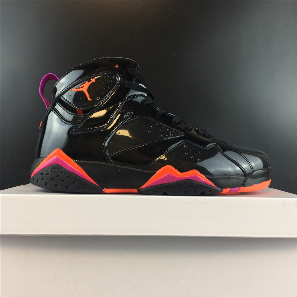 Air Jordan 7 WMNS