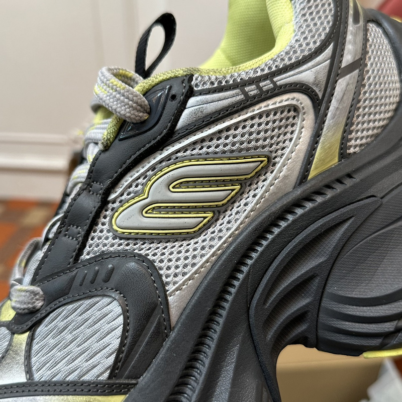 Balenciaga 10XL Sneaker