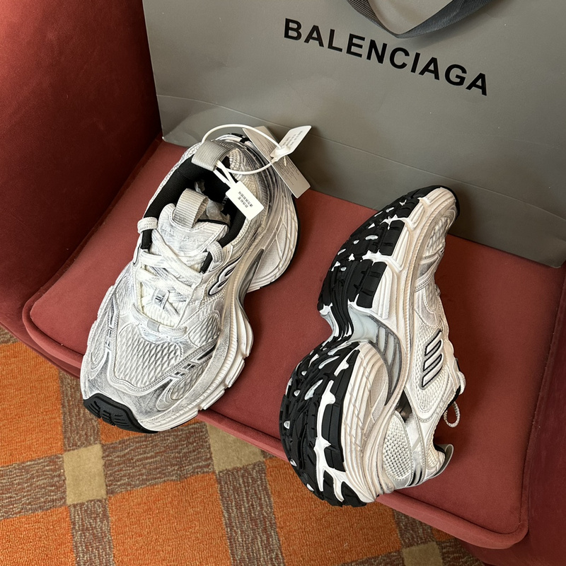 Balenciaga 10XL Sneaker