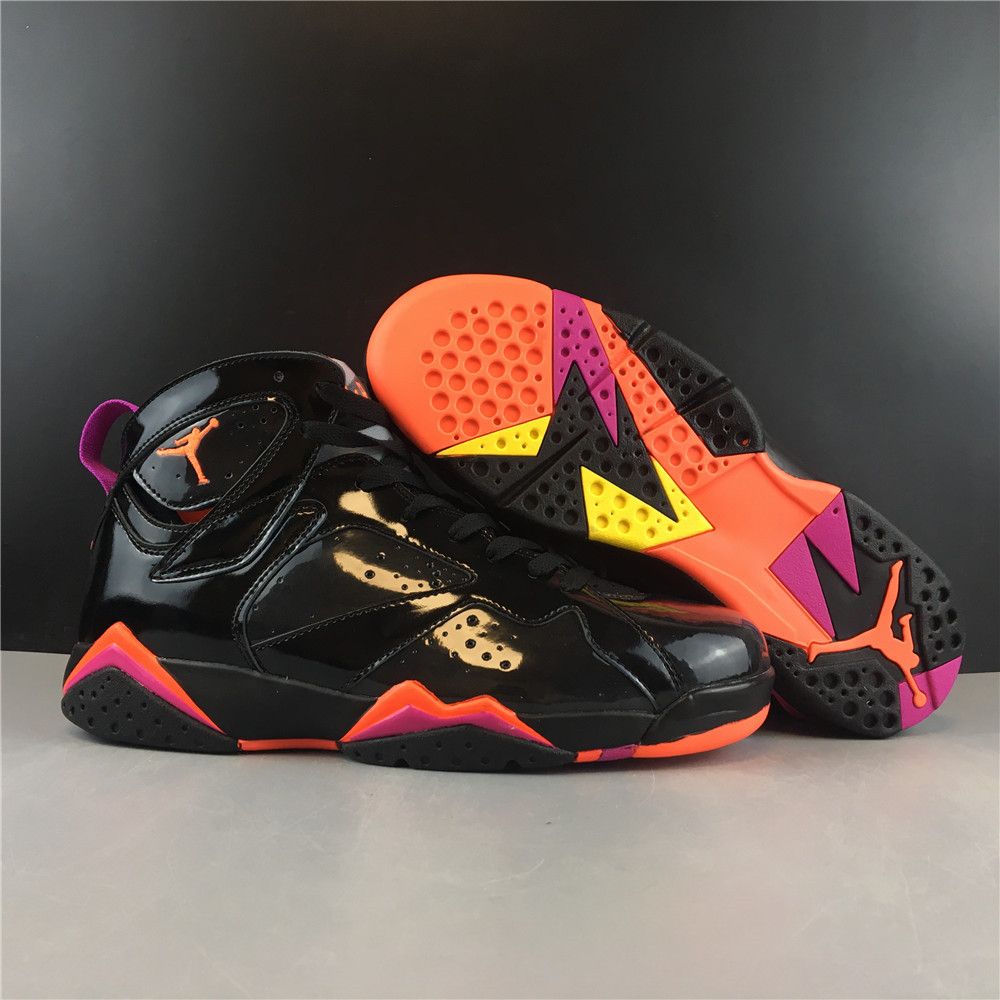 Air Jordan 7 WMNS