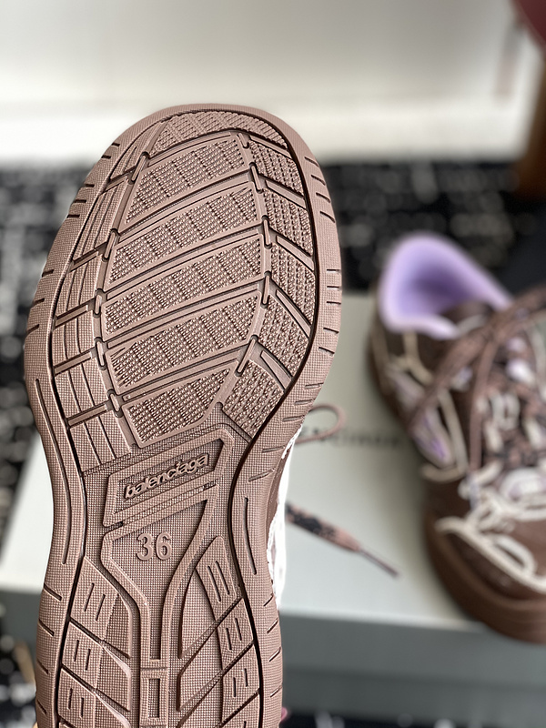 Balenciaga Hamptons Worn-Out Sneaker