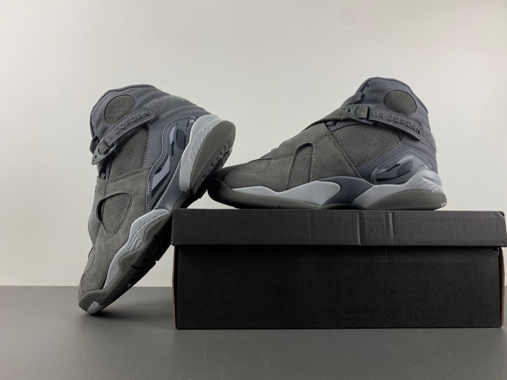Air Jordan 8 Retro
