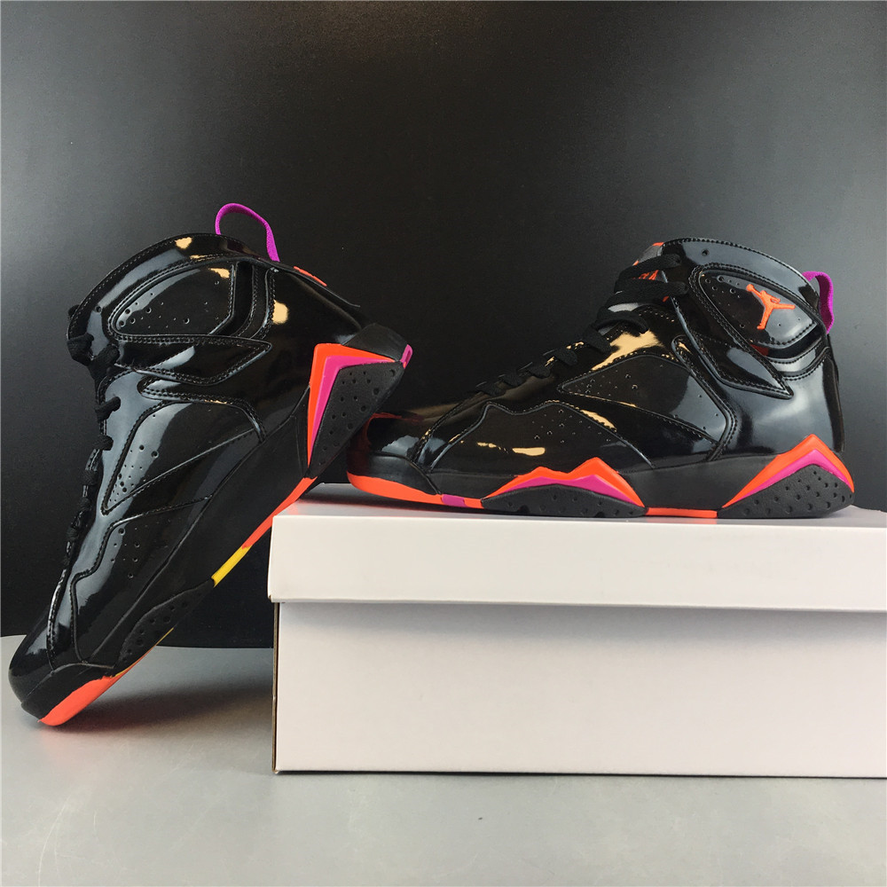 Air Jordan 7 WMNS