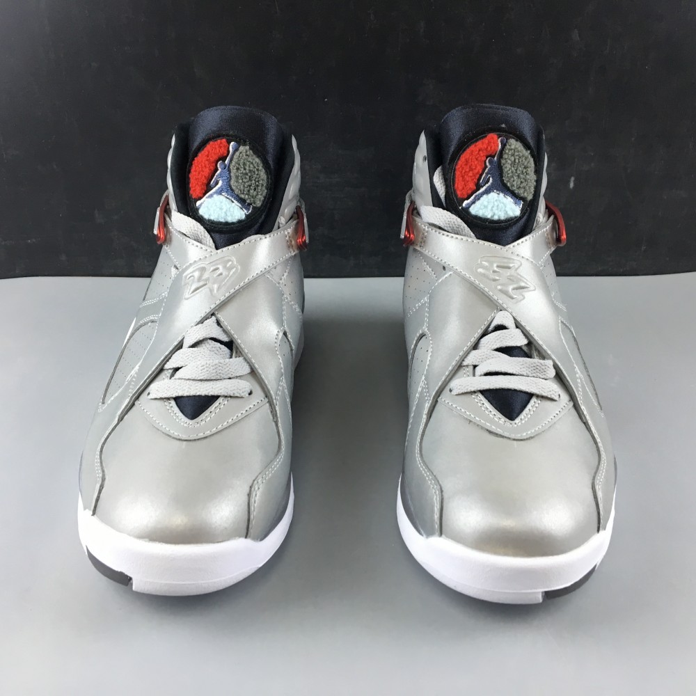 Air Jordan 8 “Reflective Bugs Bunny”