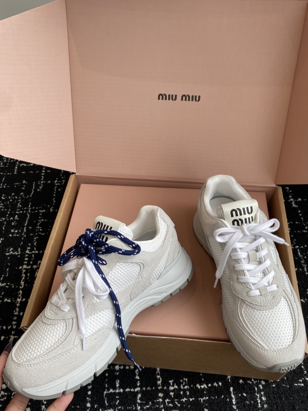 MIU M x NEW BALANCE TRAINERS
