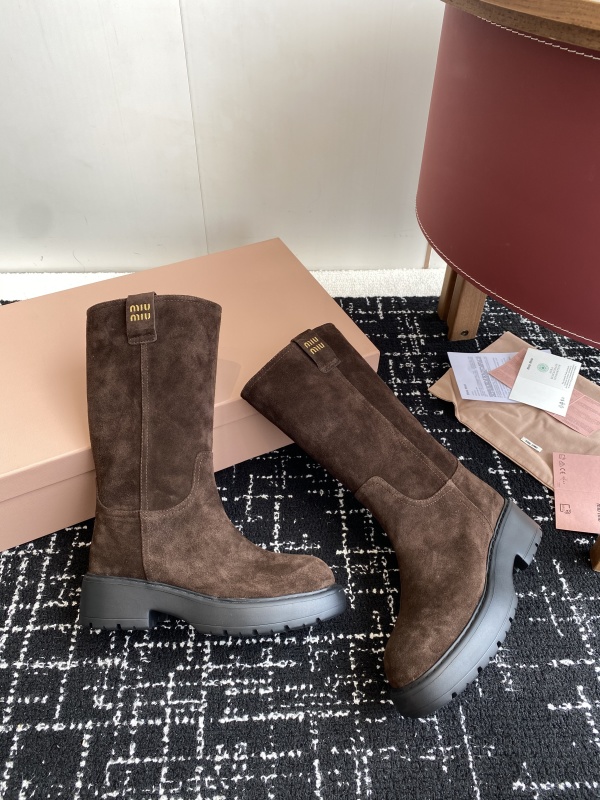 Suede Brown Boots