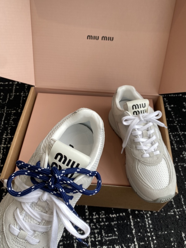 MIU M x NEW BALANCE TRAINERS