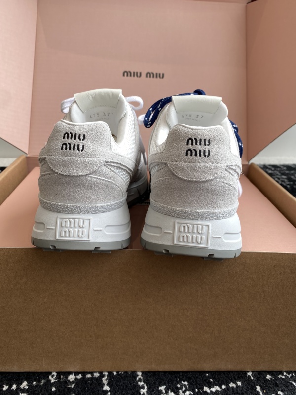 MIU M x NEW BALANCE TRAINERS