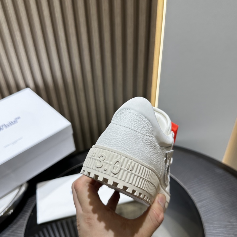 Off-white Low 3.0 Off Court Sneakers