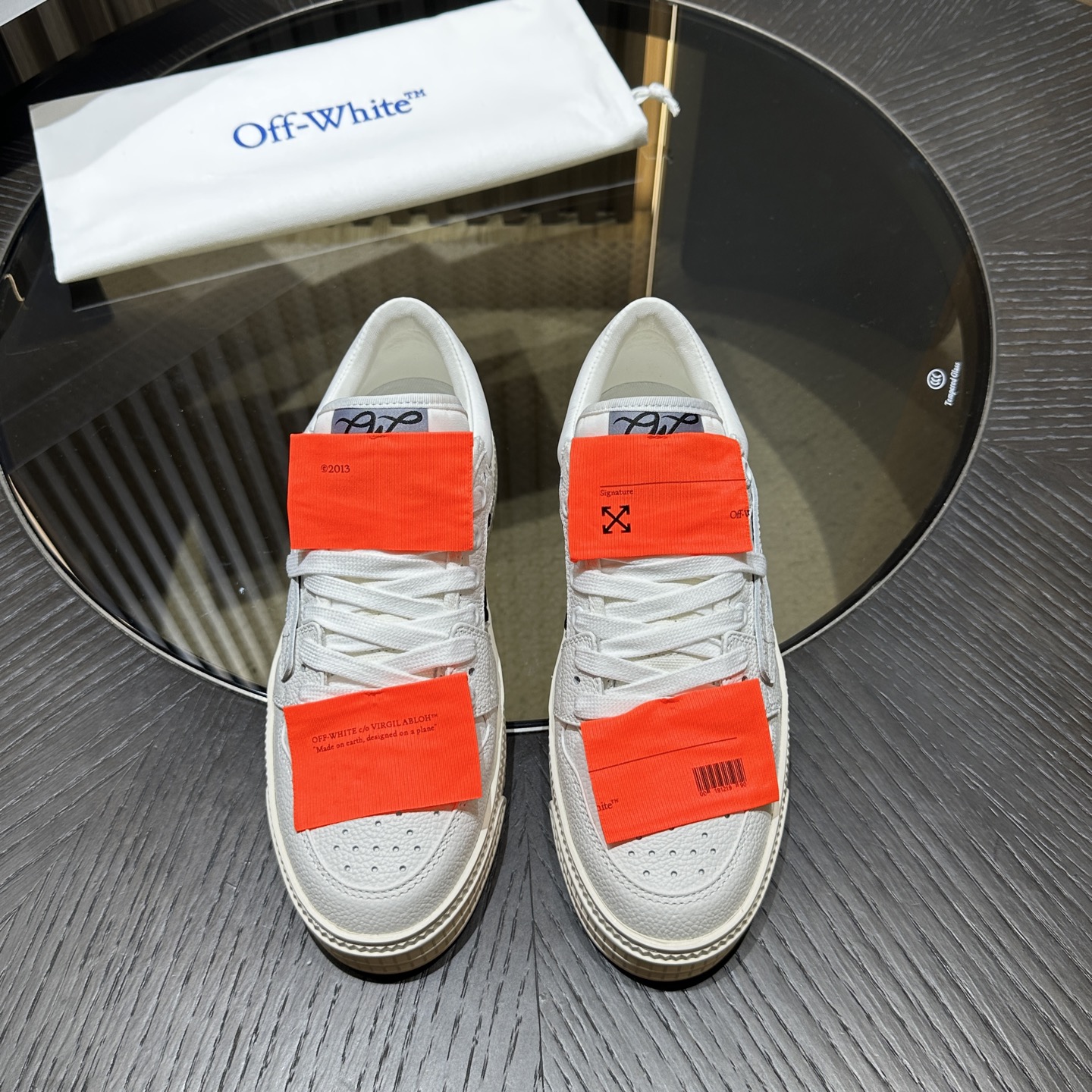 Off-white Low 3.0 Off Court Sneakers