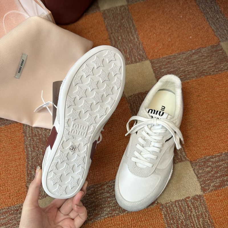 White Gymnasium Technical Fabric and Suede Sneakers