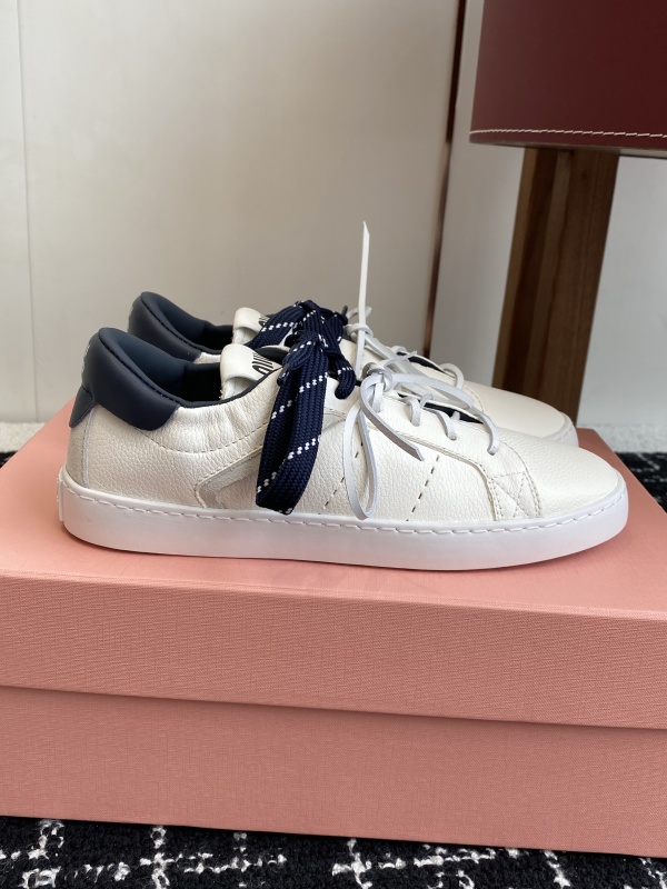 MiuMiu Sneakers