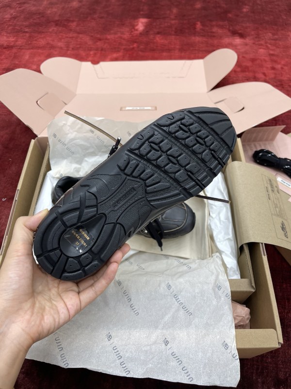 Miumiu x New Balance 530 Classic Sneaker