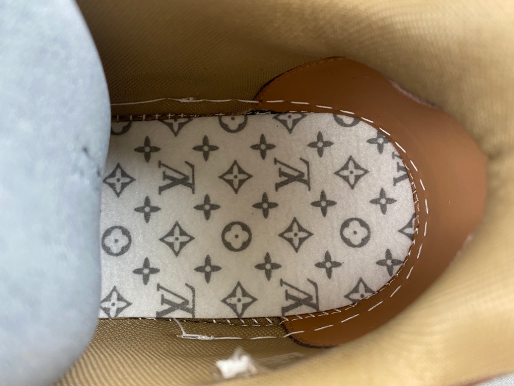 LV Trainer Sneaker