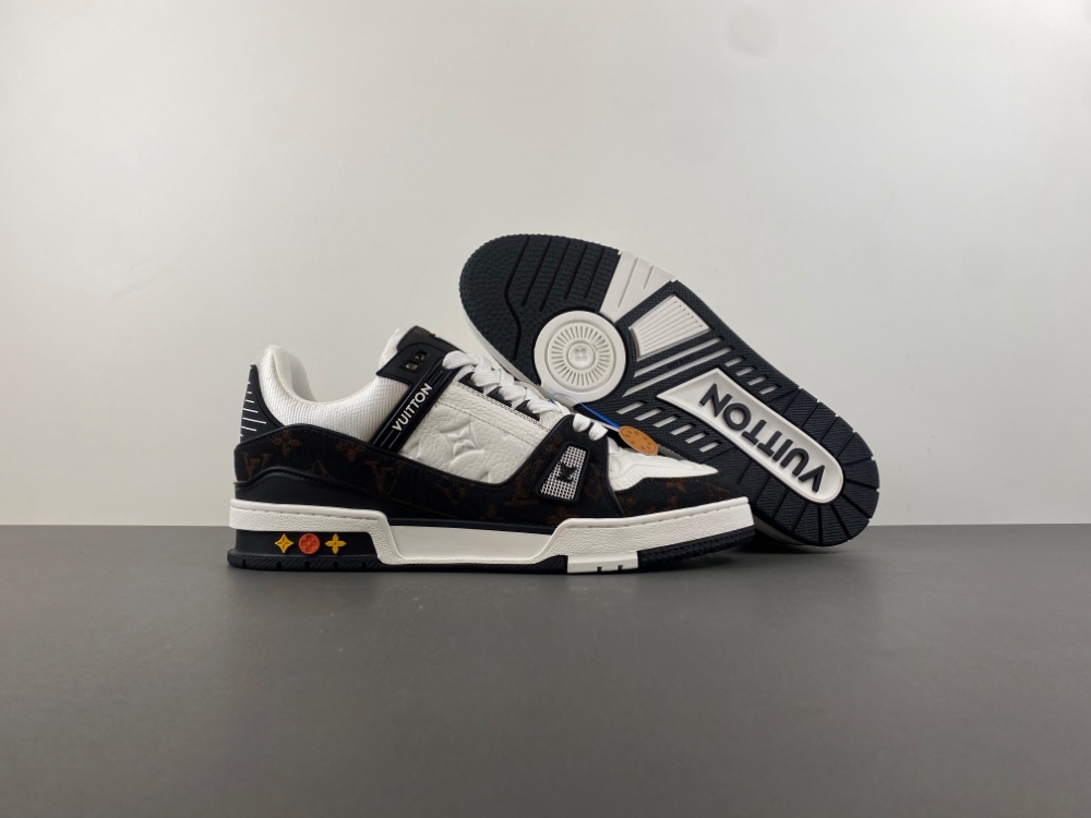 LV Trainer Sneaker