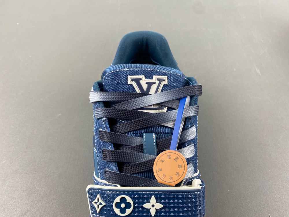 LV Trainer Sneaker