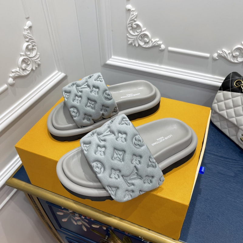 LV POOL PILLOW COMFORT MULE